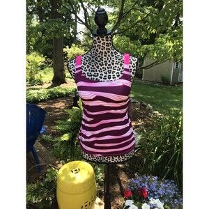 Nike Tankini Top Wave-Stripe V-Back Dark Pink NWT Removable Cups Shelf Bra Sm.